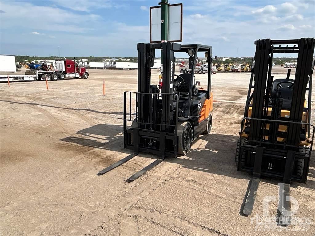 Doosan G25N-7 Dízel targoncák
