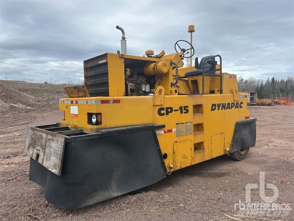 Dynapac CP15 Egydobos hengerek