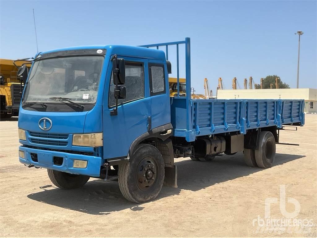FAW 1120P9K2L3E Platós / Ponyvás teherautók