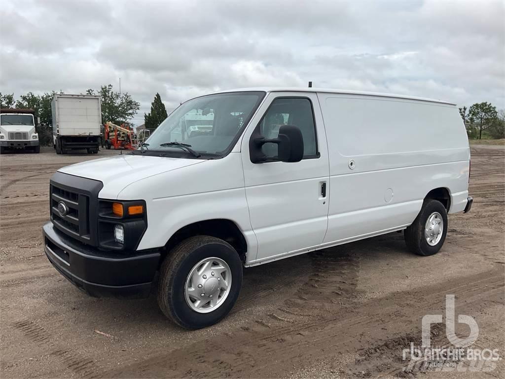 Ford E-250 Hűtős