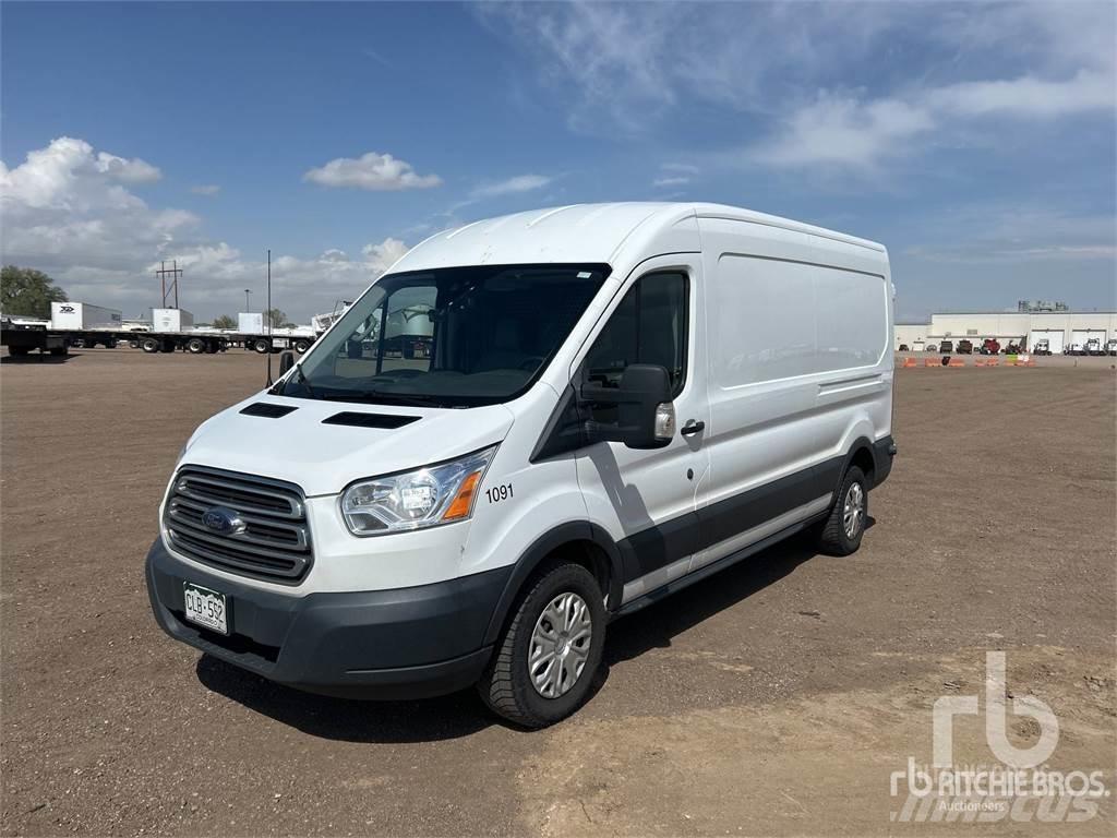 Ford E-350 Hűtős