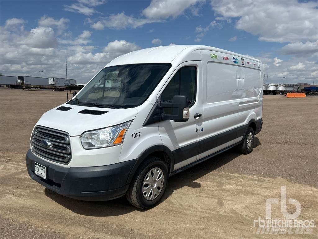 Ford E-350 Hűtős