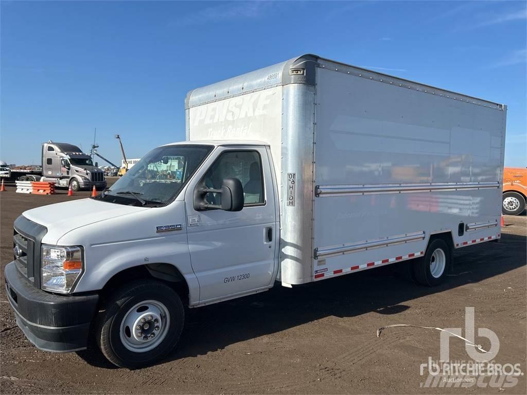 Ford E350 Transporterek