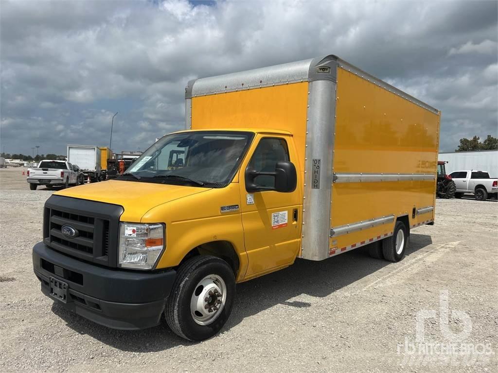 Ford E350 Transporterek