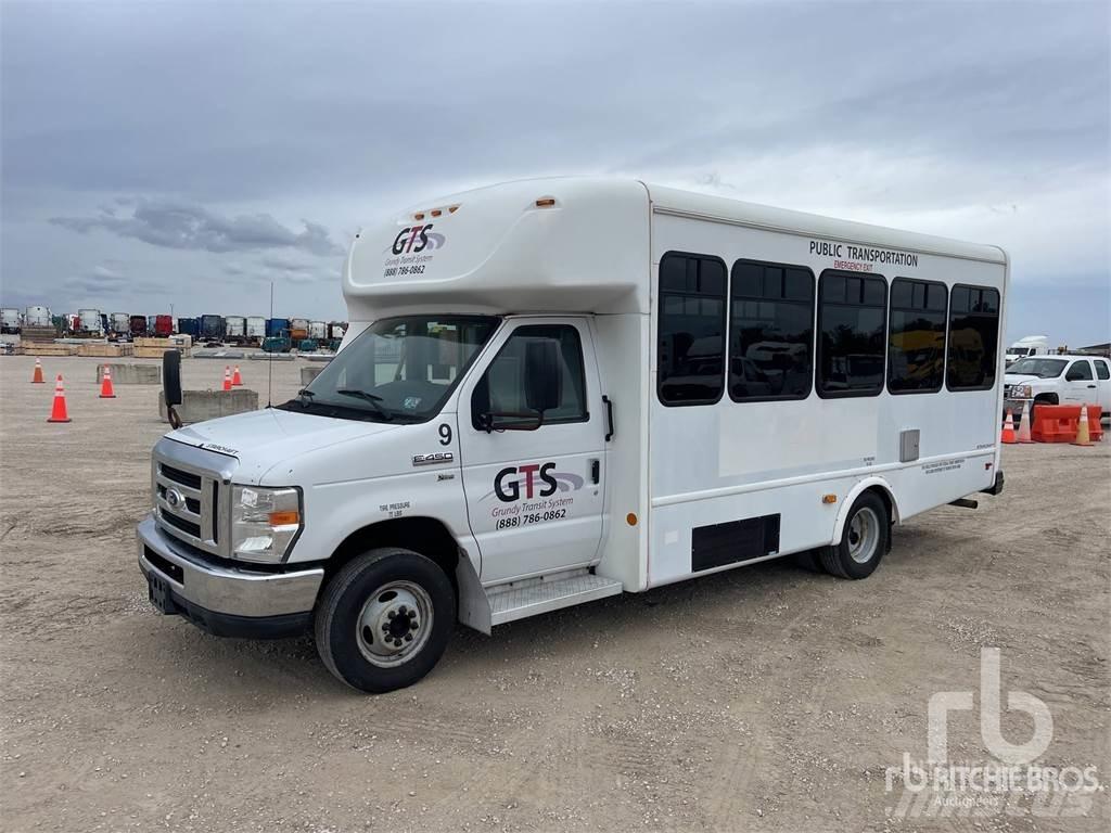 Ford E450 Távolsági buszok