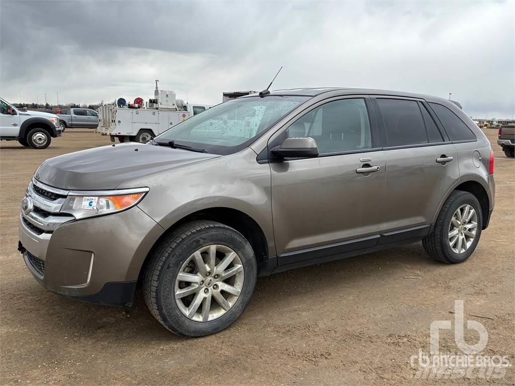 Ford EDGE Kis teherszállító/Platós kocsi