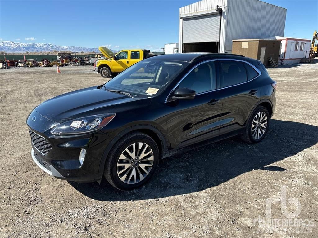 Ford ESCAPE Kis teherszállító/Platós kocsi