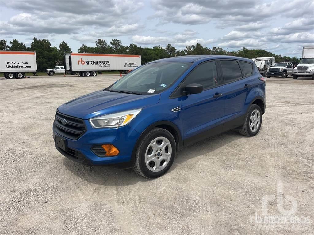 Ford ESCAPE S Kis teherszállító/Platós kocsi