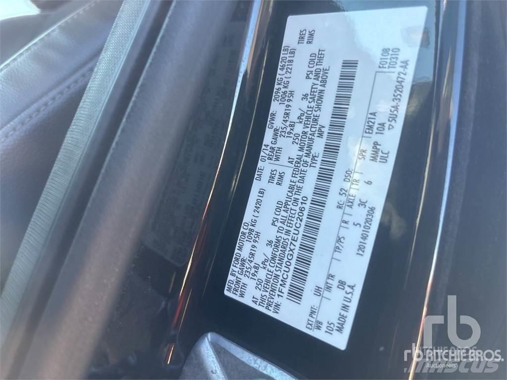 Ford ESCAPE SE Kis teherszállító/Platós kocsi