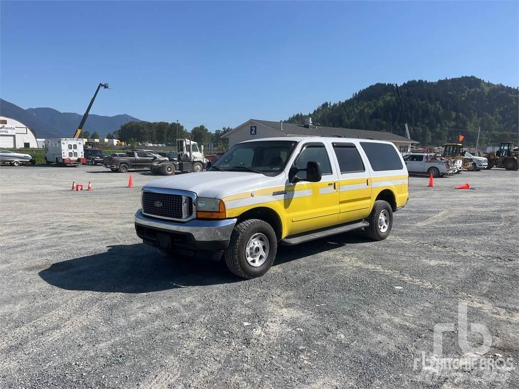 Ford EXCURSION Kis teherszállító/Platós kocsi