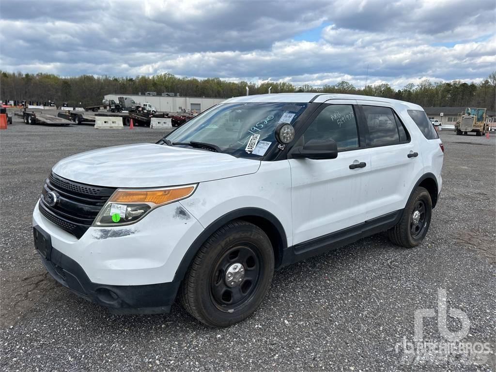 Ford EXPLORER Kis teherszállító/Platós kocsi