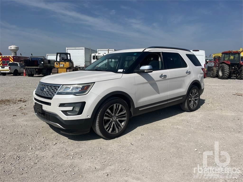 Ford EXPLORER Kis teherszállító/Platós kocsi