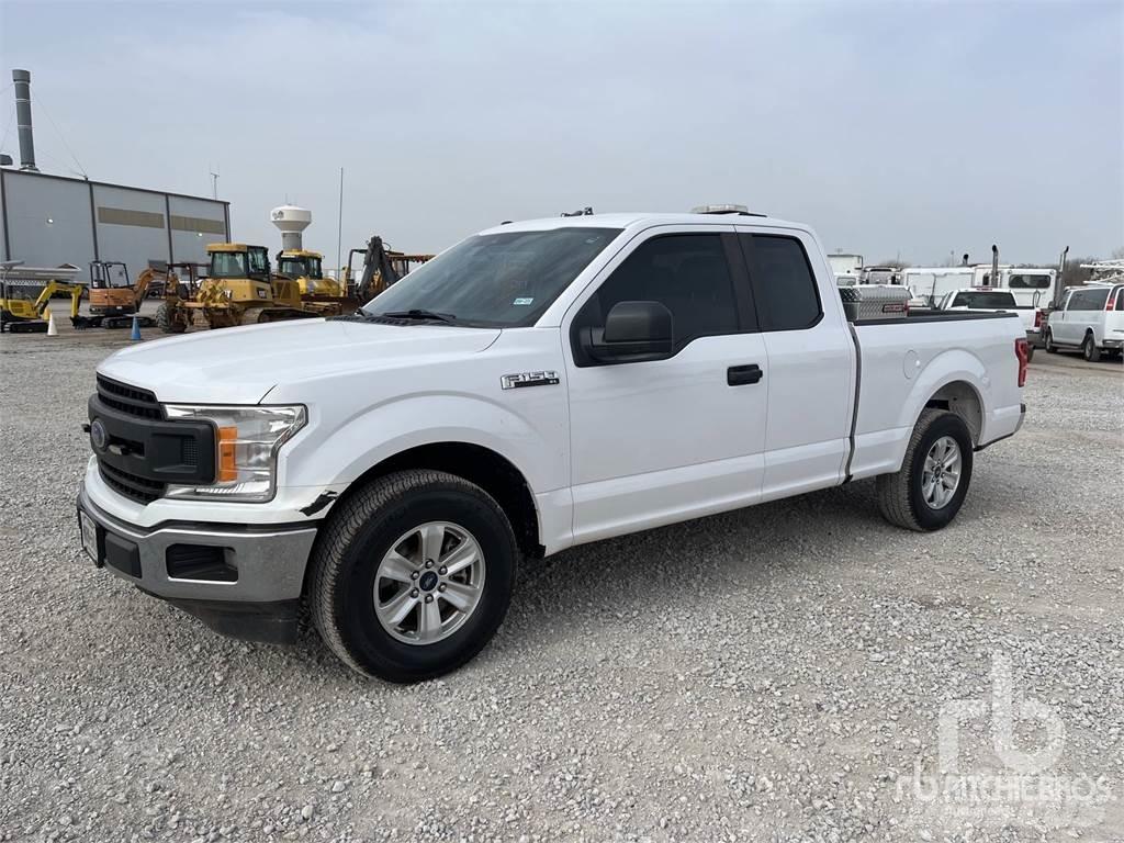 Ford F-150 Kis teherszállító/Platós kocsi
