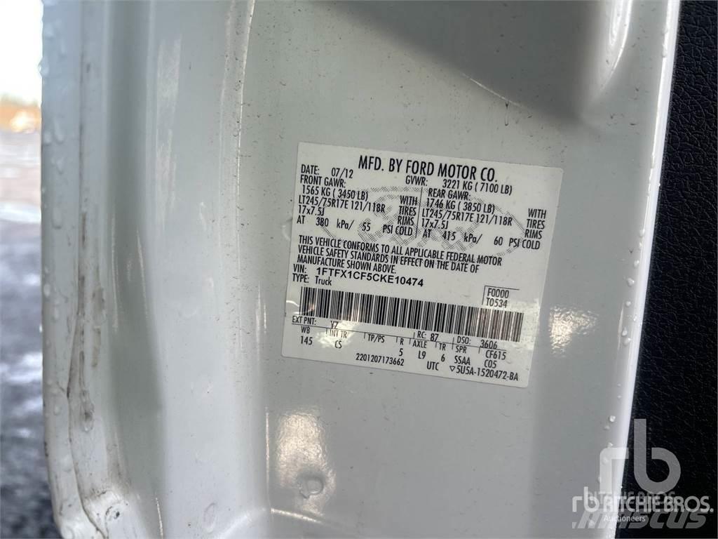 Ford F-150 Kis teherszállító/Platós kocsi