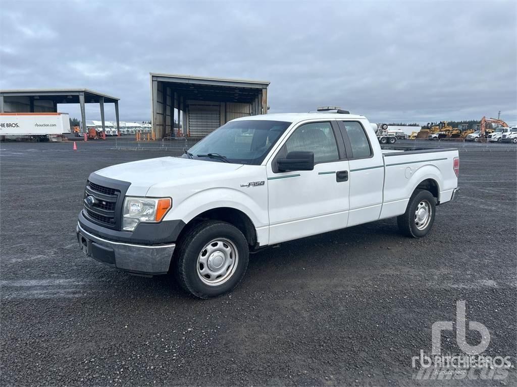 Ford F-150 Kis teherszállító/Platós kocsi