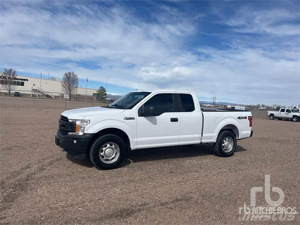 Ford F-150 Kis teherszállító/Platós kocsi