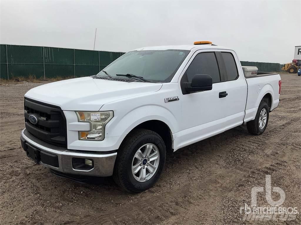 Ford F-150 Kis teherszállító/Platós kocsi