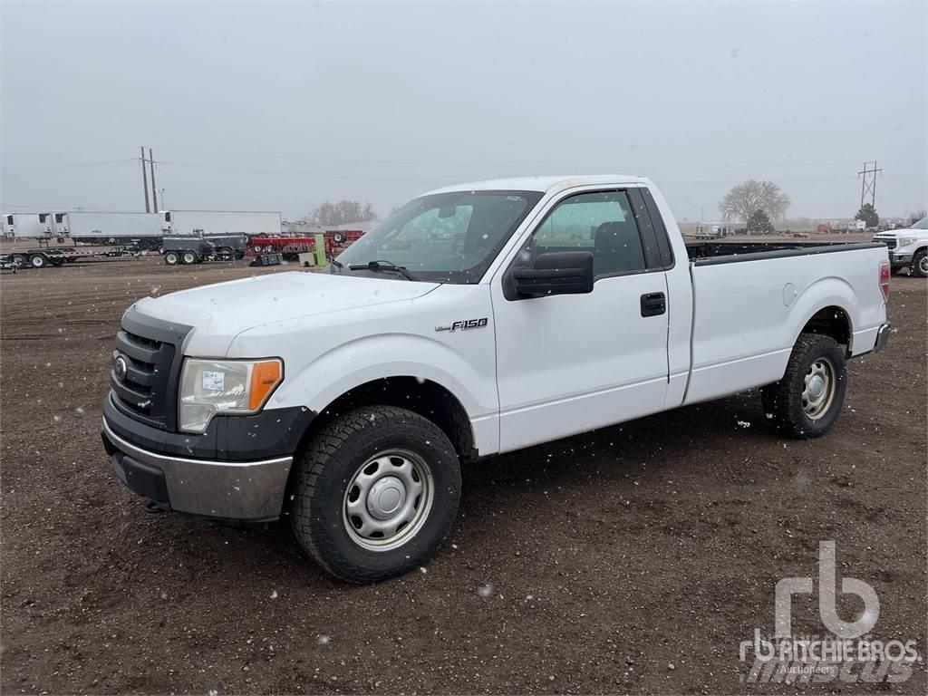 Ford F-150 Kis teherszállító/Platós kocsi