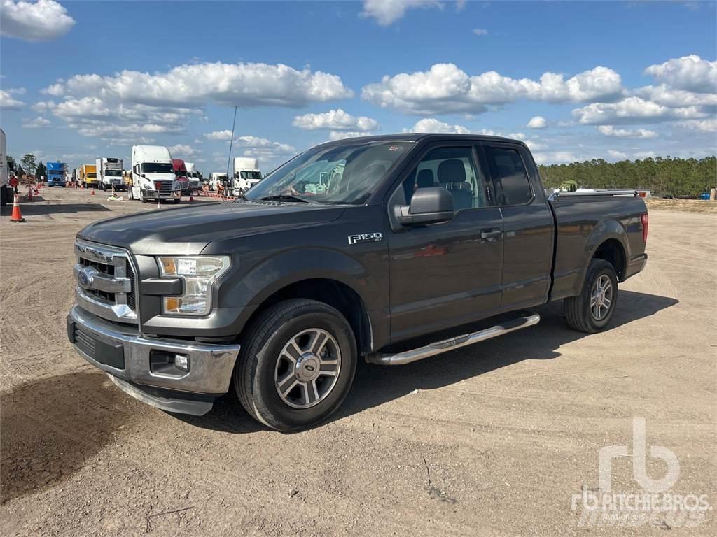 Ford F-150 Kis teherszállító/Platós kocsi