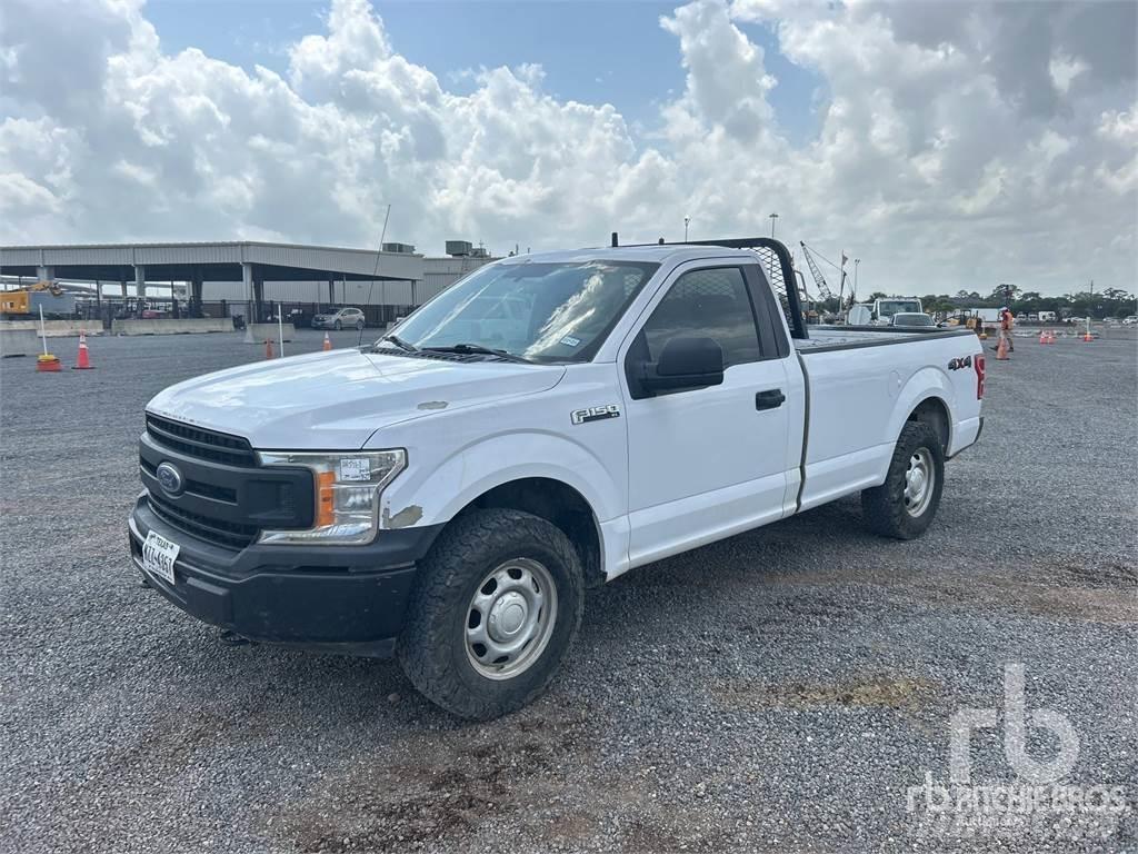 Ford F-150 Kis teherszállító/Platós kocsi