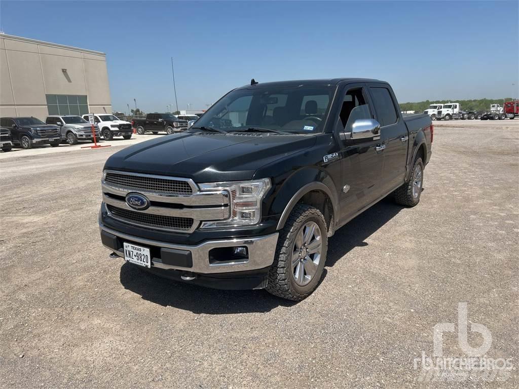 Ford F-150 Kis teherszállító/Platós kocsi