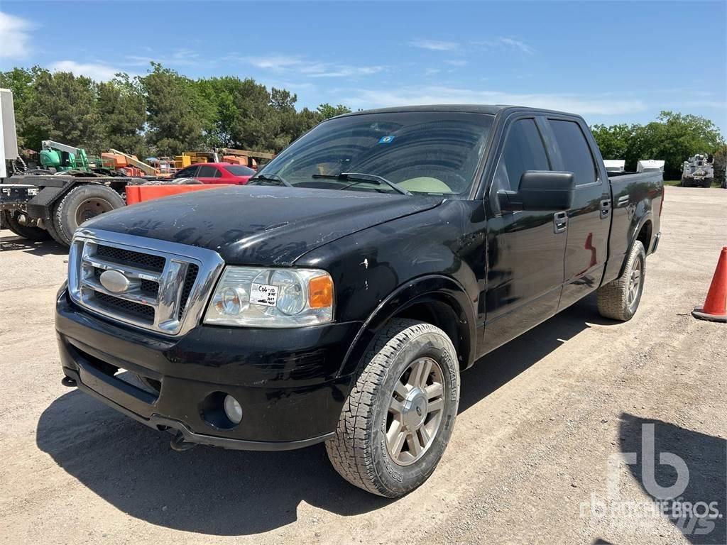 Ford F-150 Kis teherszállító/Platós kocsi