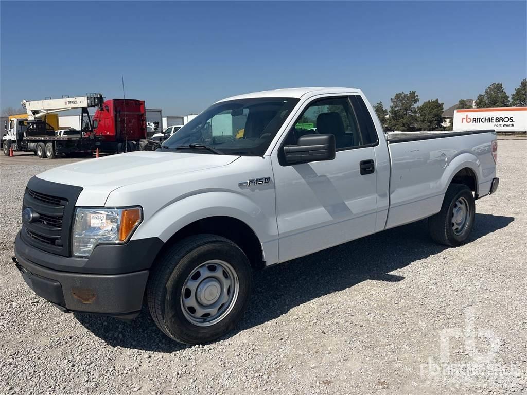 Ford F-150 Kis teherszállító/Platós kocsi