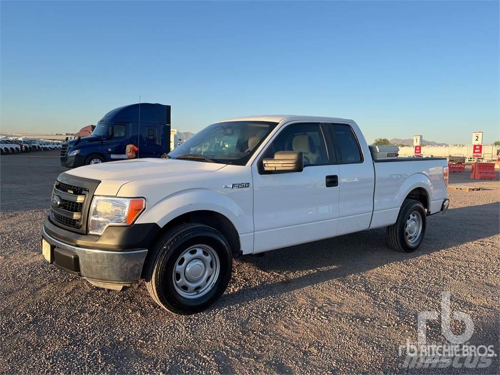 Ford F-150 Kis teherszállító/Platós kocsi