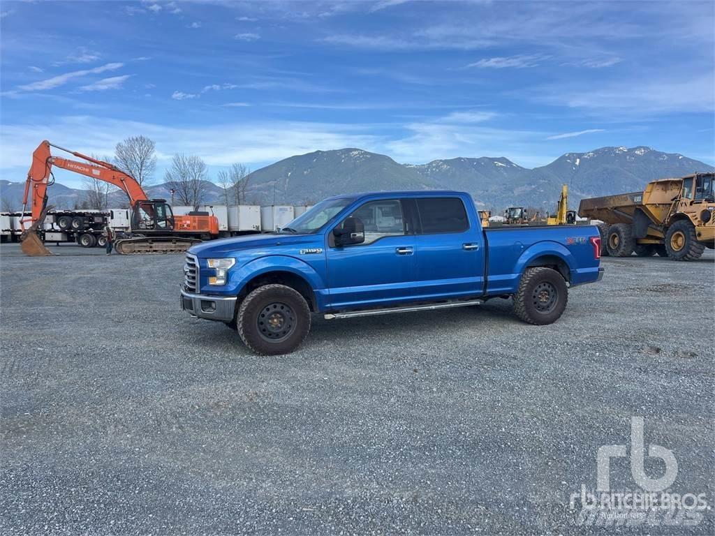 Ford F-150 Kis teherszállító/Platós kocsi