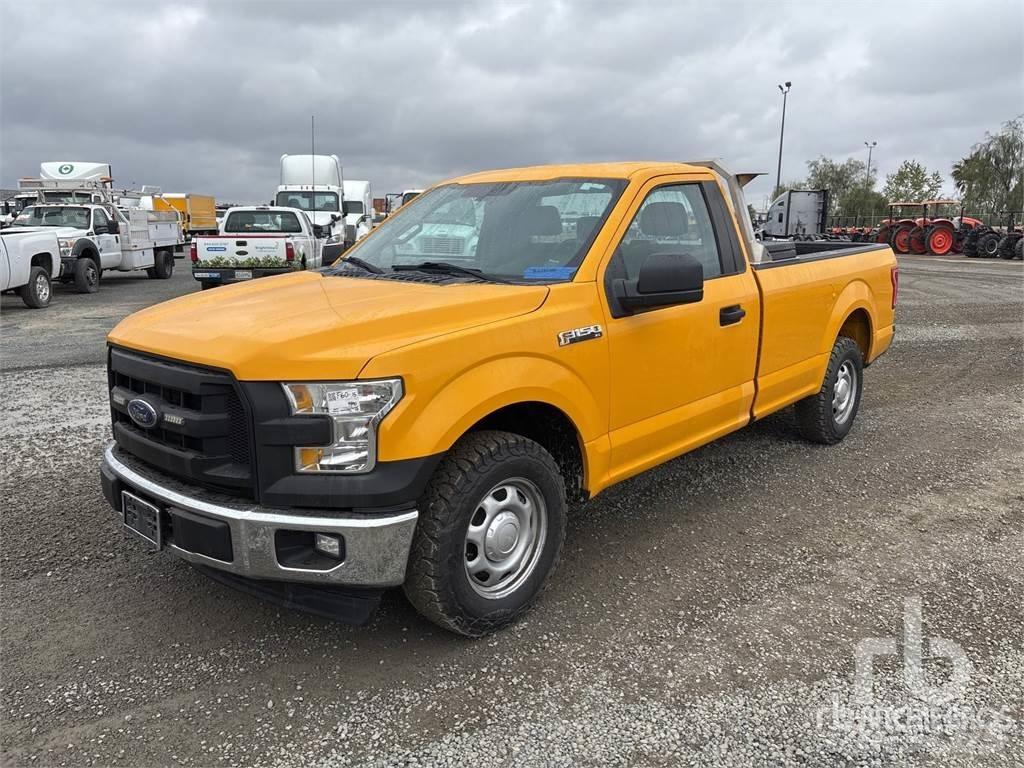 Ford F-150 Kis teherszállító/Platós kocsi