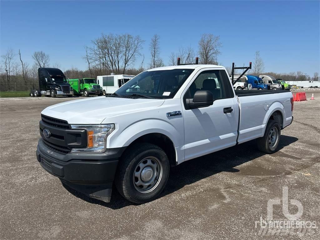 Ford F-150 Kis teherszállító/Platós kocsi