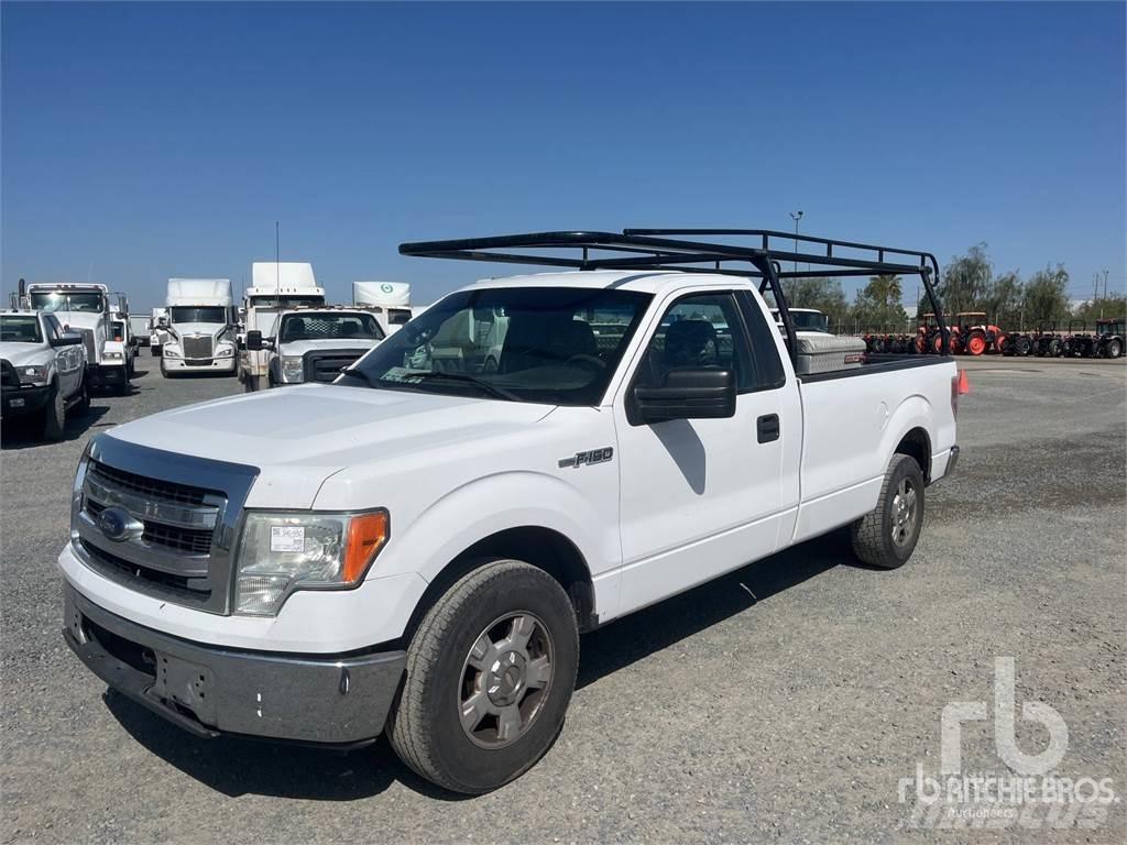 Ford F-150 Kis teherszállító/Platós kocsi