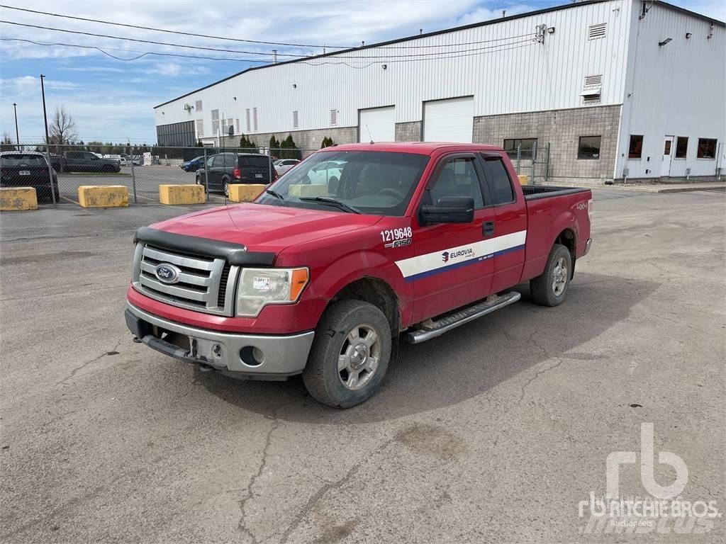 Ford F-150 Kis teherszállító/Platós kocsi