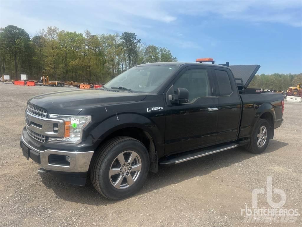 Ford F-150 Kis teherszállító/Platós kocsi