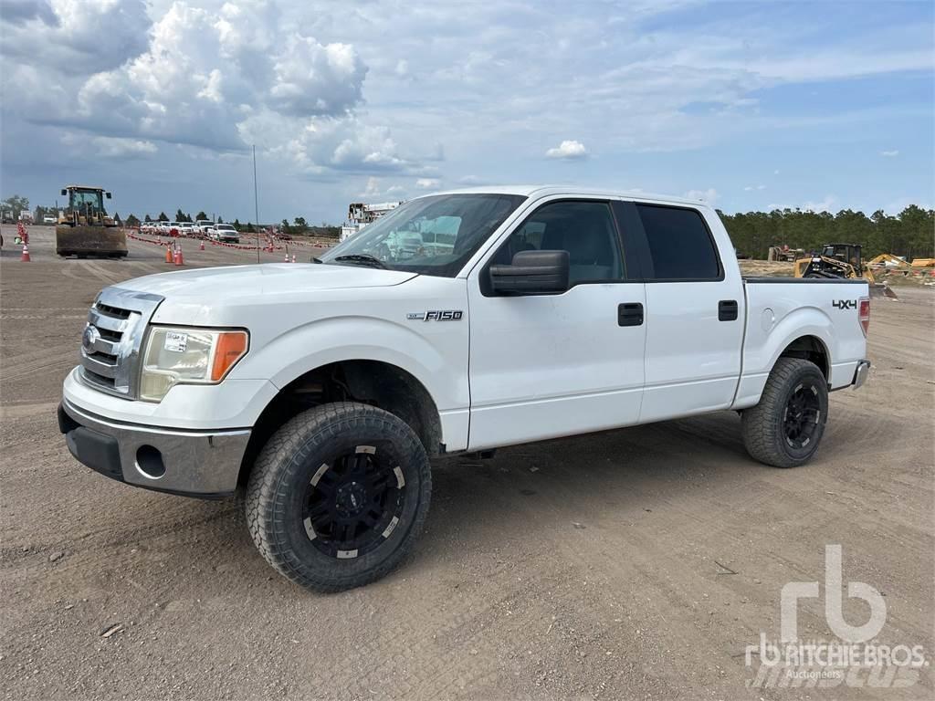 Ford F-150 Kis teherszállító/Platós kocsi