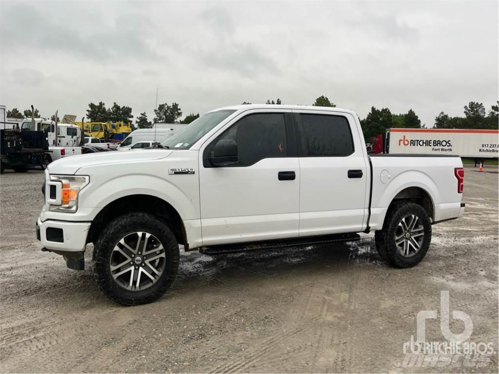 Ford F-150 Kis teherszállító/Platós kocsi