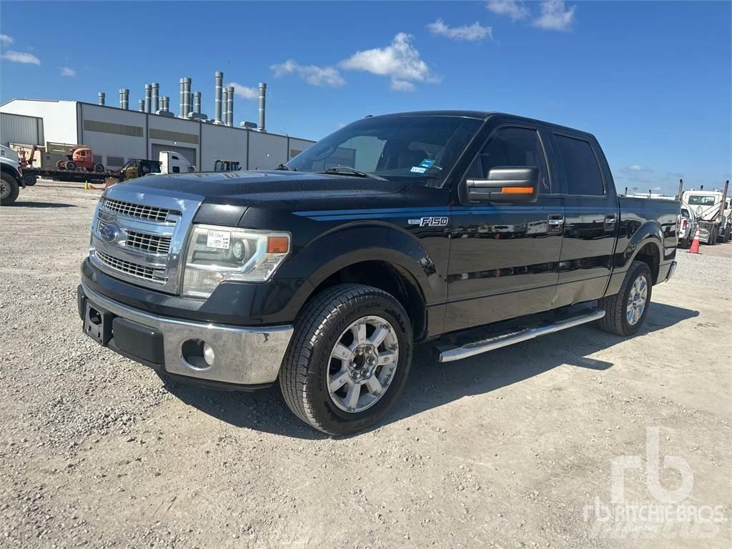 Ford F-150 Kis teherszállító/Platós kocsi