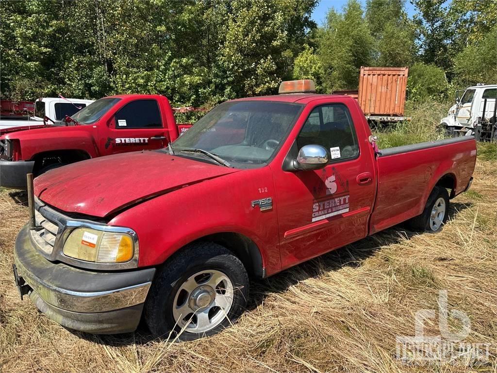 Ford F-150 Kis teherszállító/Platós kocsi