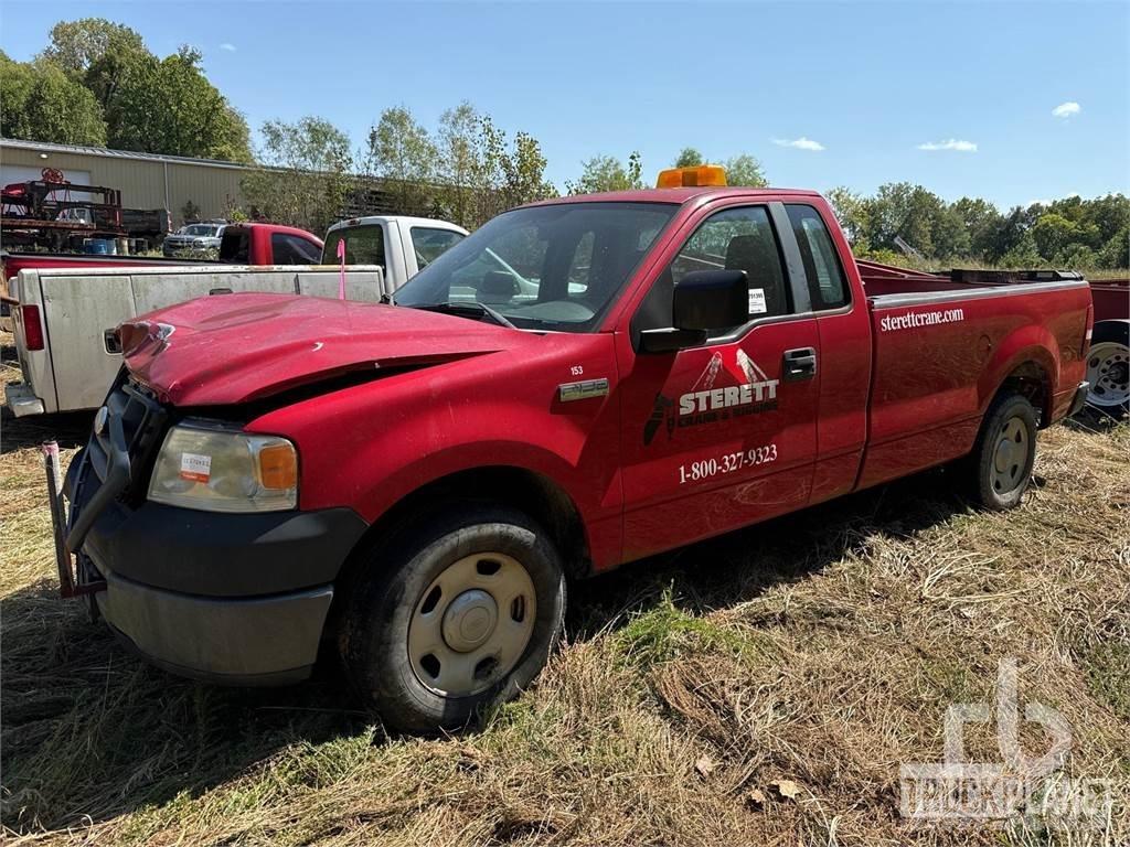 Ford F-150 Kis teherszállító/Platós kocsi