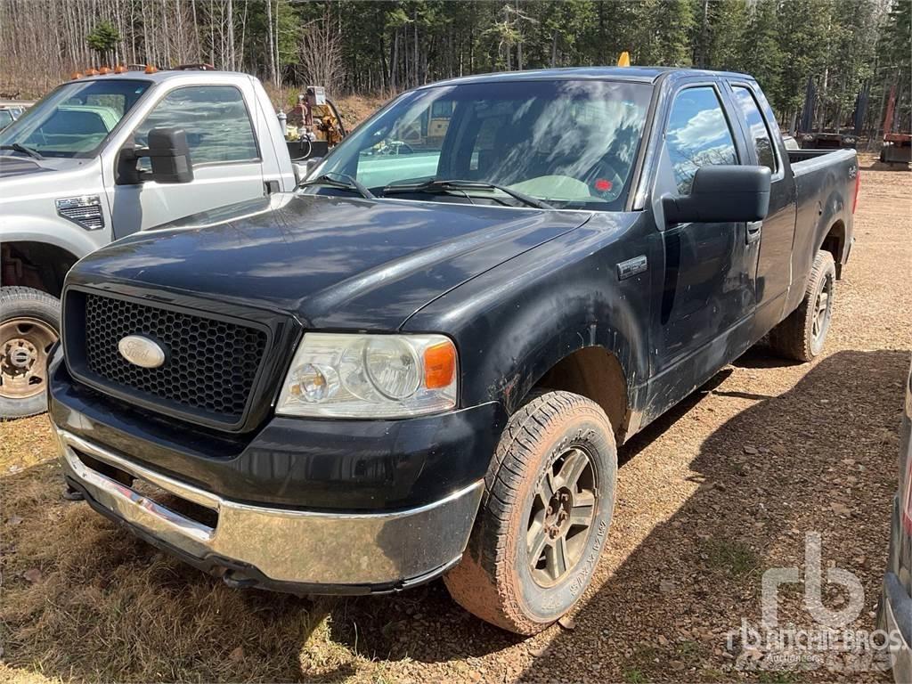 Ford F-150 Kis teherszállító/Platós kocsi
