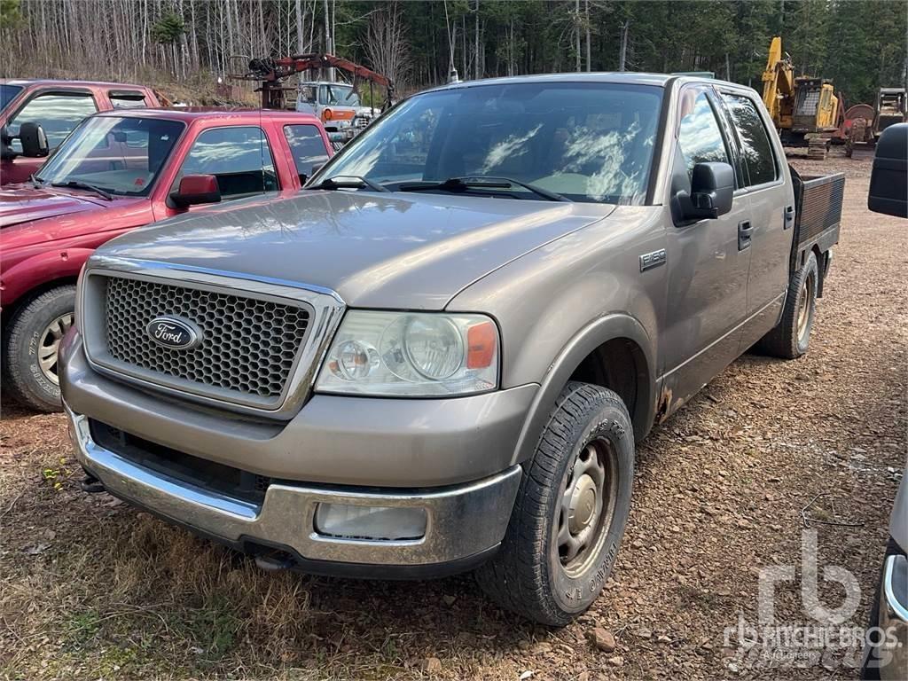 Ford F-150 Platós / Ponyvás teherautók