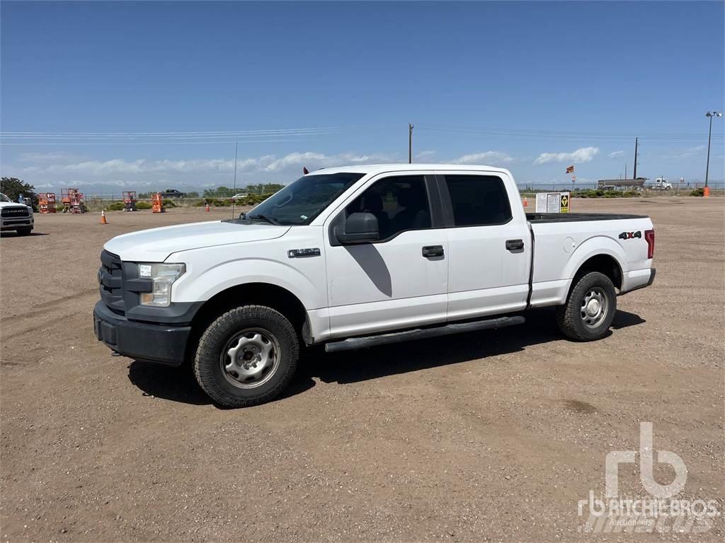 Ford F-150 Kis teherszállító/Platós kocsi