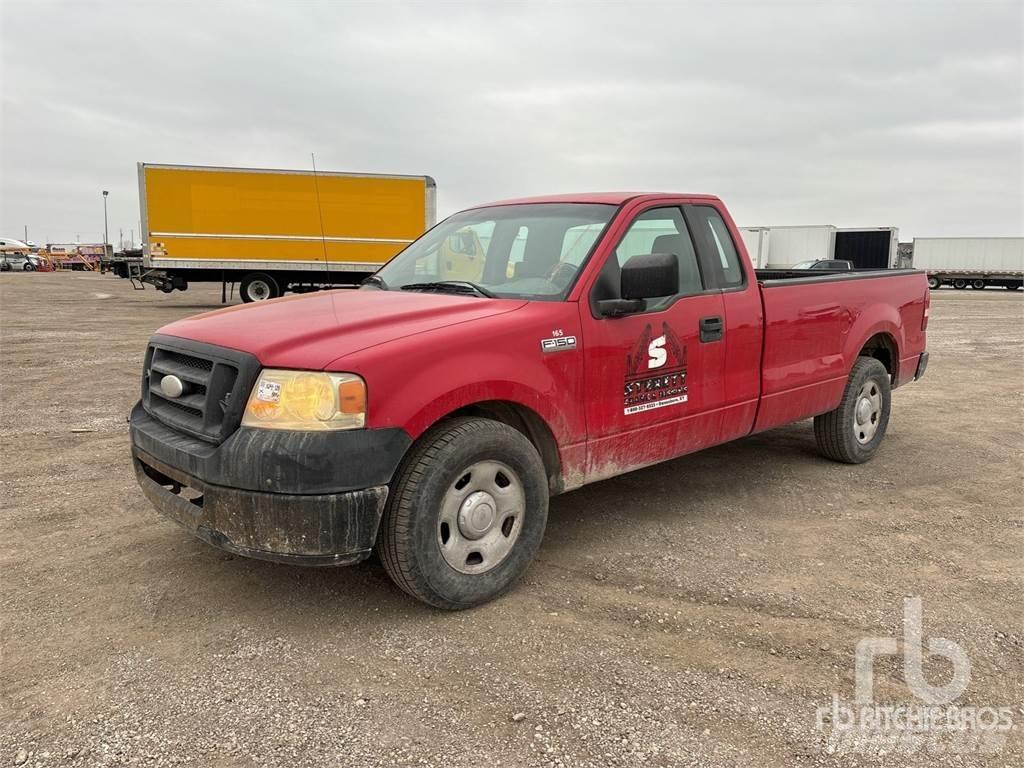 Ford F-150 XL Kis teherszállító/Platós kocsi