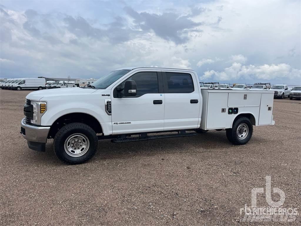 Ford F-250 Közúti karbantartó haszongépek
