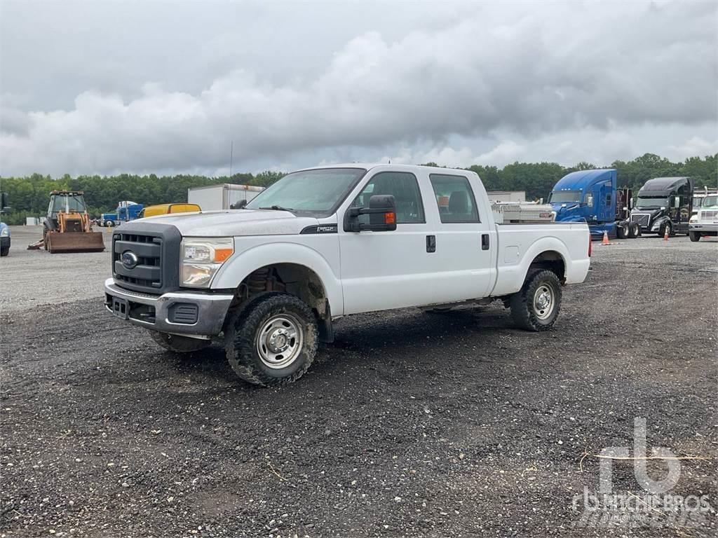 Ford F-250 Kis teherszállító/Platós kocsi