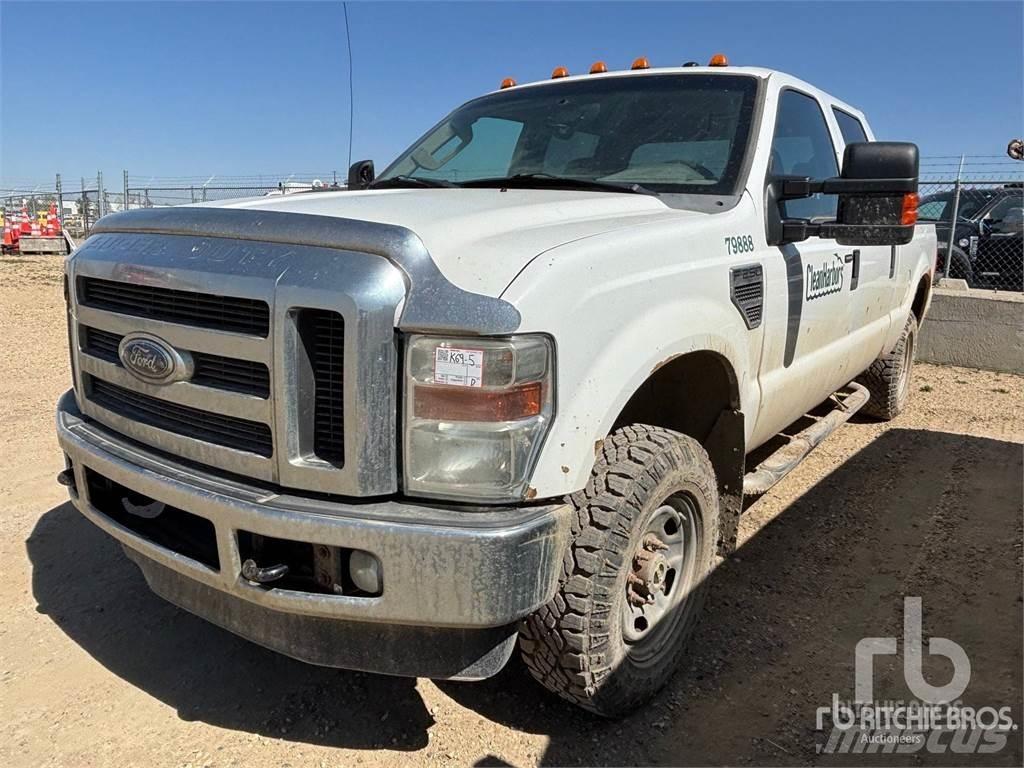 Ford F-250 Kis teherszállító/Platós kocsi