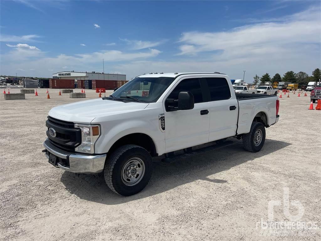 Ford F-250 Kis teherszállító/Platós kocsi