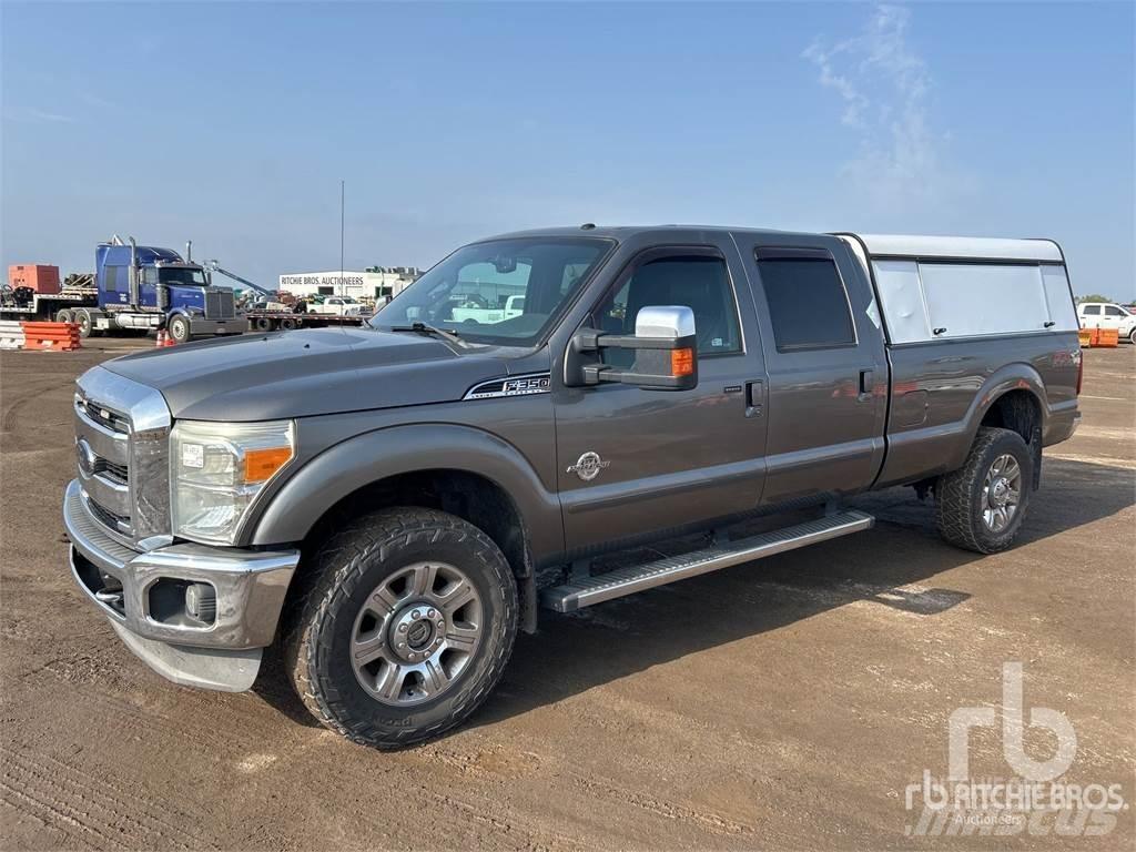 Ford F-350 Kis teherszállító/Platós kocsi