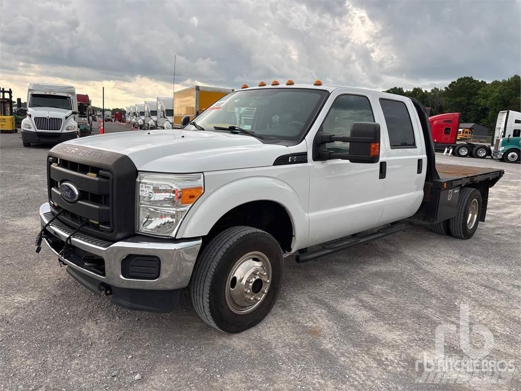 Ford F-350 Platós / Ponyvás teherautók