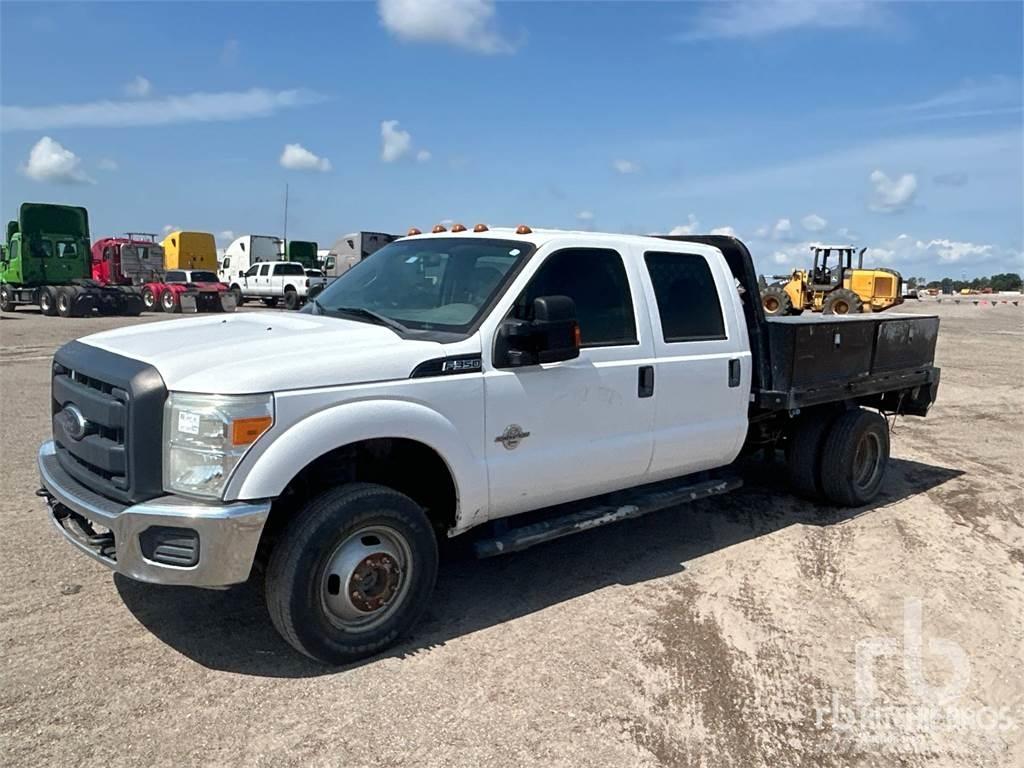 Ford F-350 Platós / Ponyvás teherautók